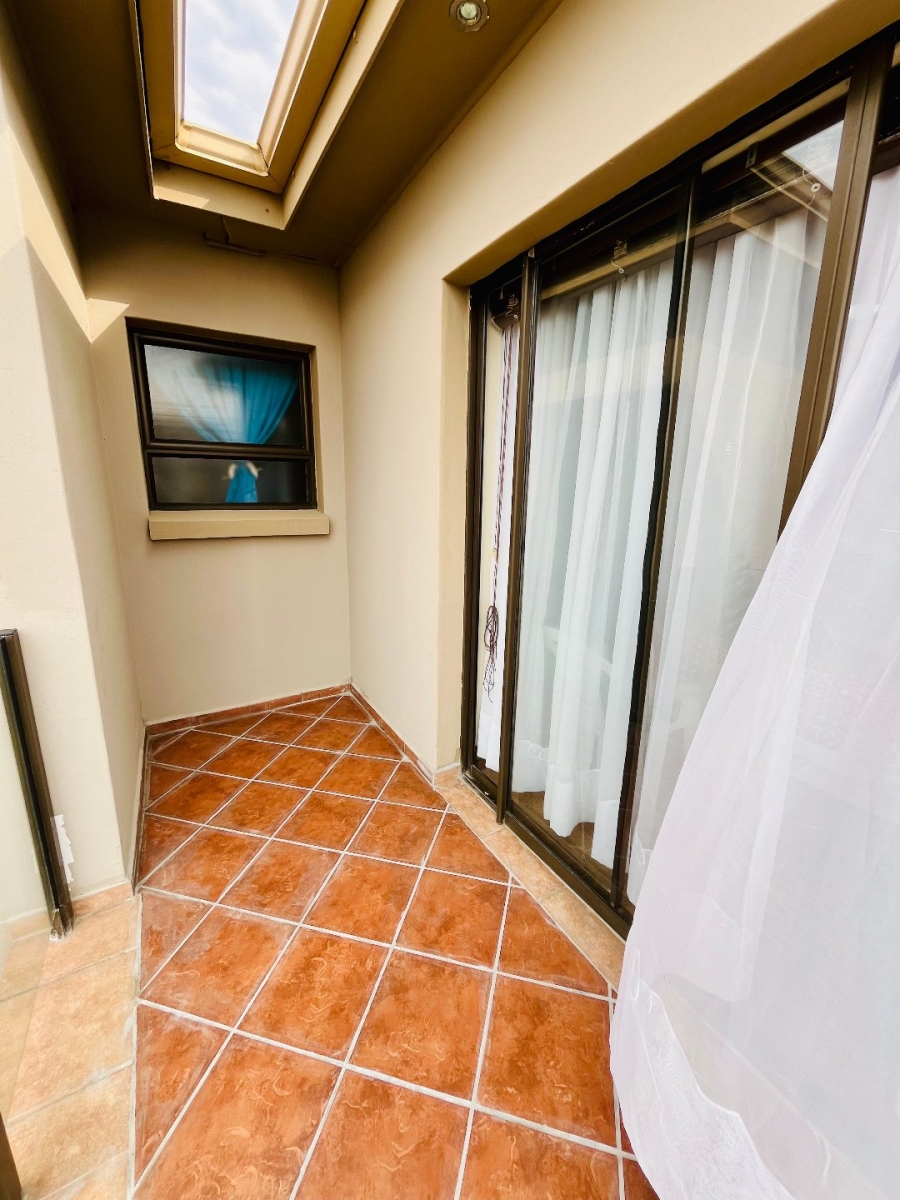 6 Bedroom Property for Sale in Tergniet Western Cape